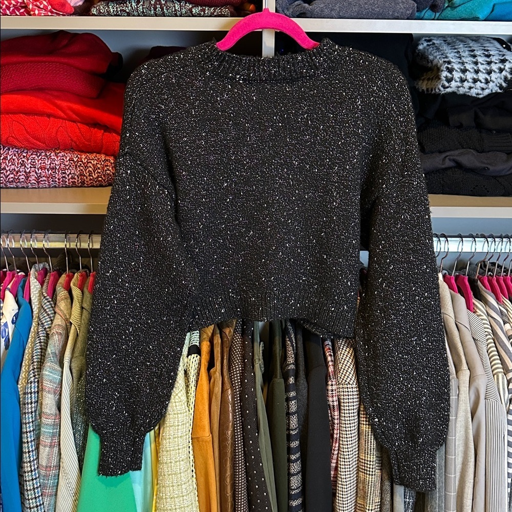 Madden NYC black/silver metallic threads long sleeve cropped sweater size XS NWT - Picture 3 of 4